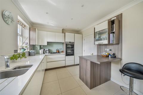 38 Clearwater Place, Long Ditton, Surbiton, KT6 4ET