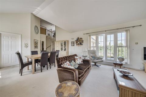 38 Clearwater Place, Long Ditton, Surbiton, KT6 4ET