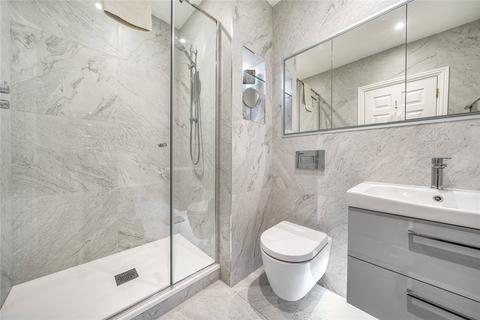 38 Clearwater Place, Long Ditton, Surbiton, KT6 4ET