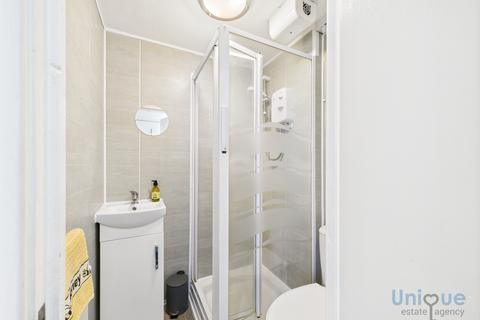 1 bedroom apartment for sale, Jubilee Cottages, 143-154 St. Andrews Road South, Lytham St. Annes, FY8