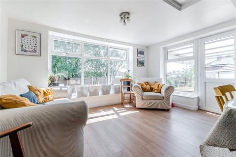 3 bedroom semi-detached house for sale, Quarry Bank Court, Kirkstall, Leeds