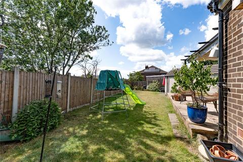 3 bedroom semi-detached house for sale, Quarry Bank Court, Kirkstall, Leeds