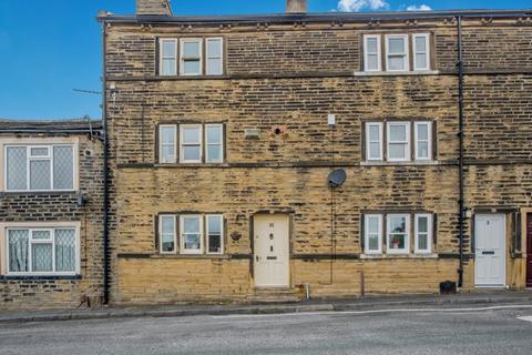 Moorside Road, Eccleshill, Bradford, BD2