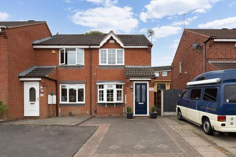 2 bedroom semi-detached house for sale, Denbigh Close, Dudley