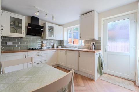 2 bedroom semi-detached house for sale, Denbigh Close, Dudley