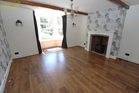 3 bedroom semi-detached house for sale, Davyhulme Road Davyhulme
