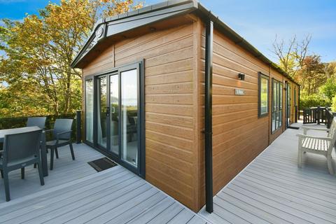 2 bedroom lodge for sale, Dinas Cross Newport