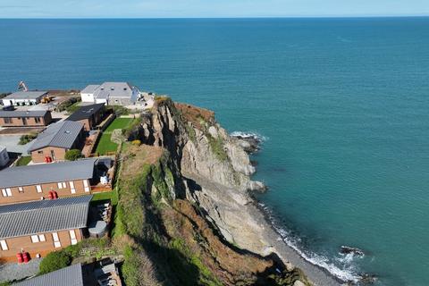 2 bedroom lodge for sale, Dinas Cross Newport