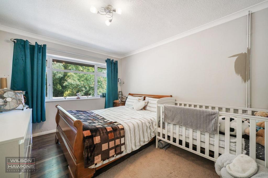 35 London Road - u Q5 M4 Big6w9s Diuf RBwt.jpg