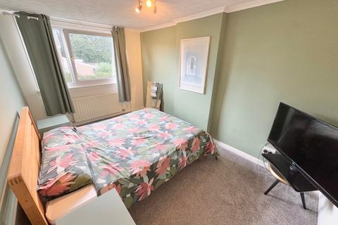 28 Crummock Gardens, Beith, KA15 2HD