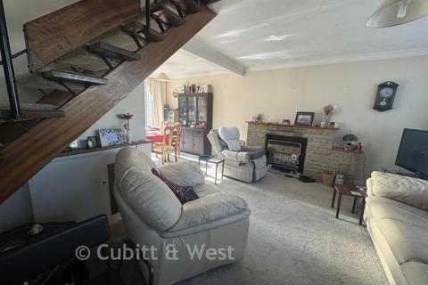3 bedroom terraced house for sale, Binness Way, Portsmouth, Hampshire