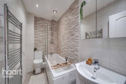 34 Constance Close, Witham, CM8 1XL