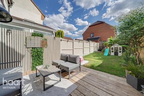 34 Constance Close, Witham, CM8 1XL
