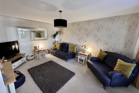 44 Clos Maes Rhedyn, Gorslas, Llanelli, SA14 6SG
