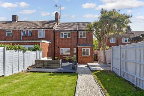 3 bedroom end of terrace house for sale, College Road, Horsham RH13