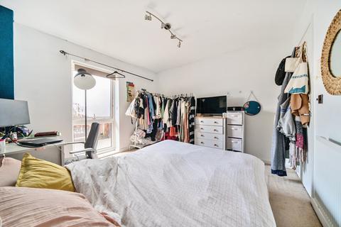1 bedroom flat for sale, Okemore Gardens, Orpington, London, BR5