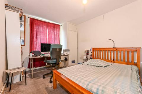 1 bedroom flat for sale, Summit Estate, Stamford Hill, London, N16