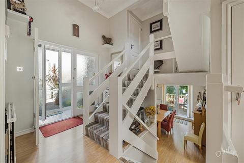 4 bedroom detached house for sale, Heatherslade Close, Langland, Swansea