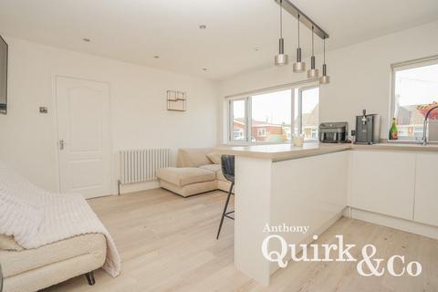 3 bedroom detached bungalow for sale, Heilsburg Road, Canvey Island, SS8