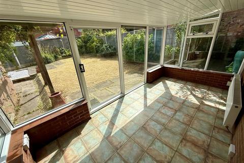 2 bedroom detached bungalow for sale, Knowlands Road, Monkspath, Solihull