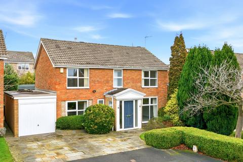4 bedroom detached house for sale, Leadhall Close, Harrogate, HG2