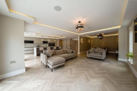 undefined, The Grove, Hampton-in-Arden, Solihull, West Midlands, B92