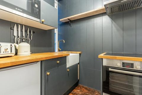 2 bedroom apartment to rent, Gordon Road, Clifton, BS8