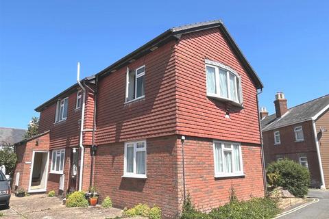 2 bedroom maisonette for sale, Laundry Lane, Newport