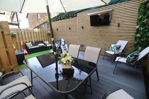 4 bedroom flat for sale, Houston Street, Greenock