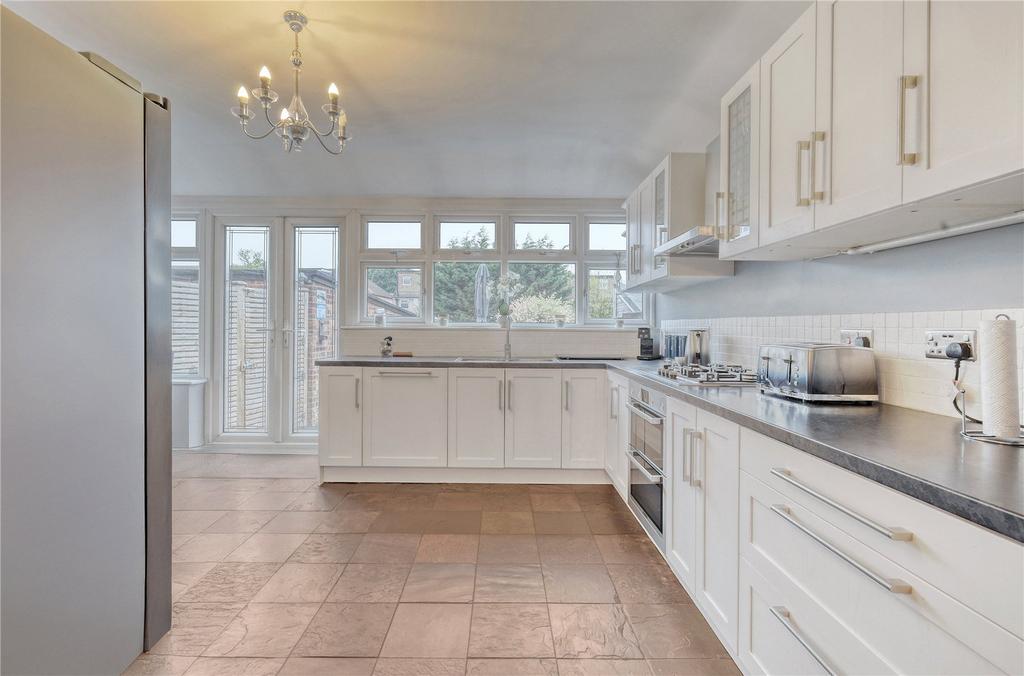 Fitted Kitchen