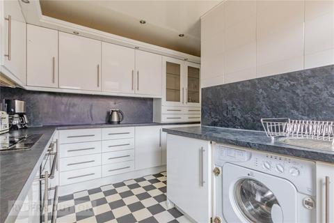 13 Cheviot Close, Chadderton, Oldham, OL9 8PR
