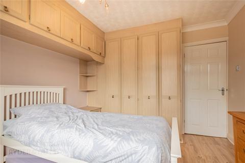 13 Cheviot Close, Chadderton, Oldham, OL9 8PR