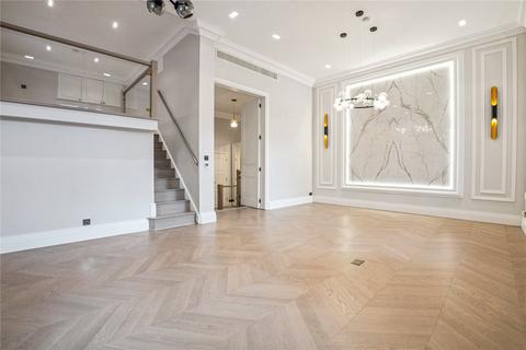 Palace Gate, London, W8