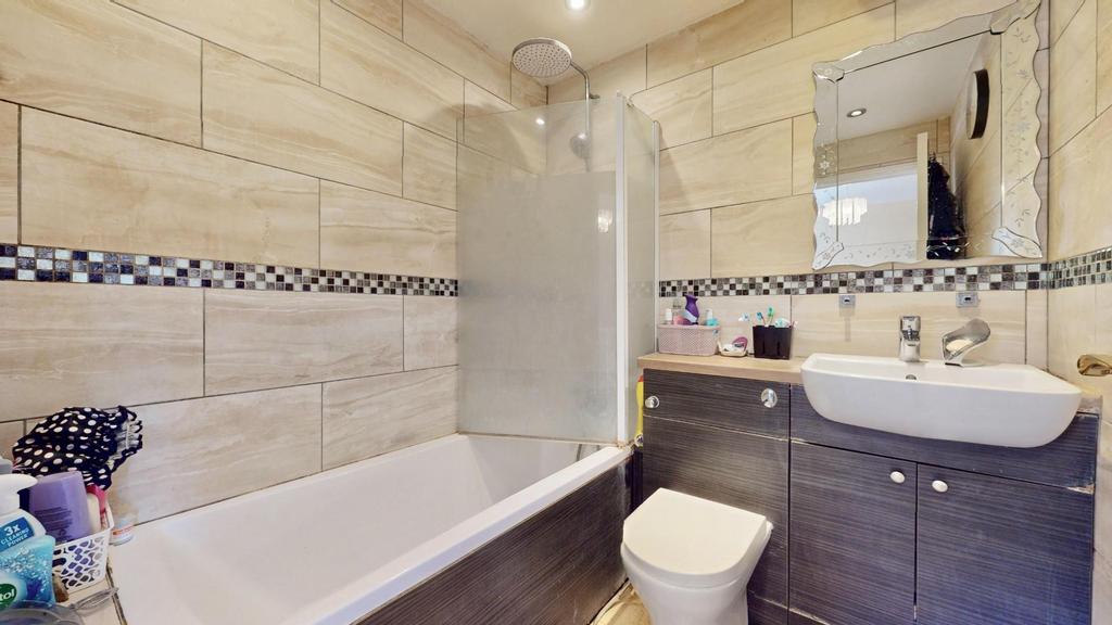 1-Westfield-Gardens-07032025 174917.jpeg