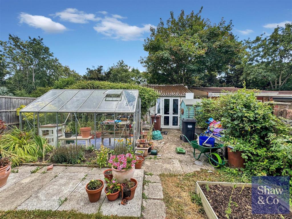 Garden...jpeg