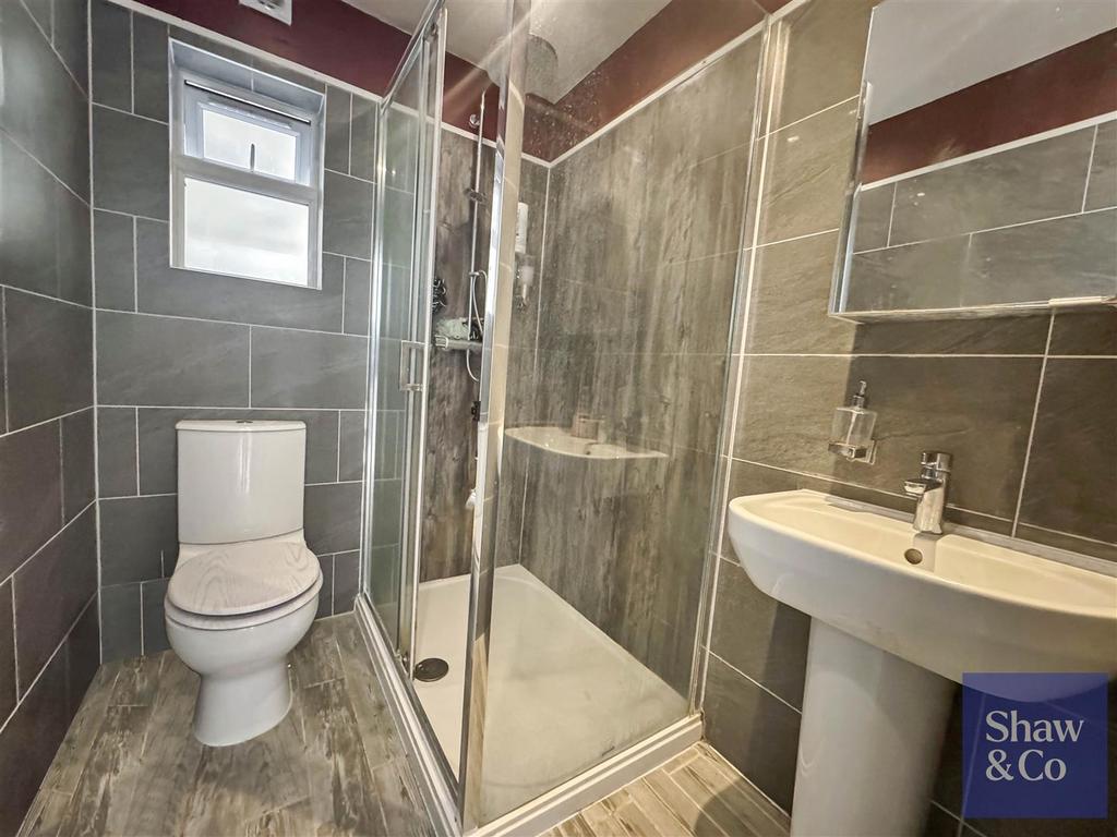 Shower Room.jpeg