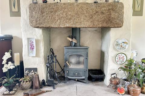 4 bedroom detached house for sale, Fore Street, Tregony