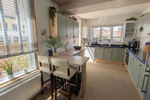 3 bedroom terraced house for sale, St. Andrews Road, Exmouth, EX8 1AS
