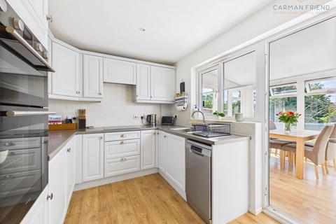 32 Bluebell Close, Huntington, Chester, CH3 6RR