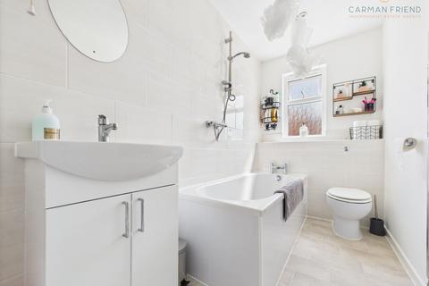 32 Bluebell Close, Huntington, Chester, CH3 6RR
