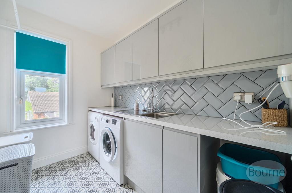 996bbab1-b105-493...