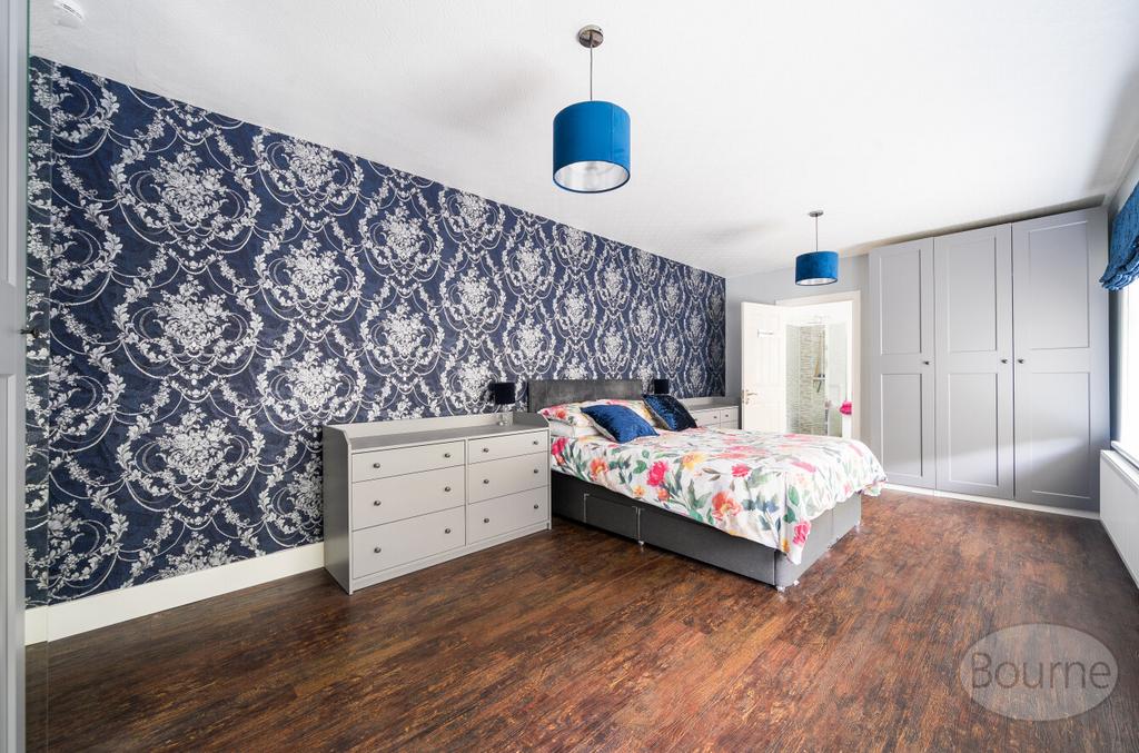 Ee3fcfc6-3ece-496...