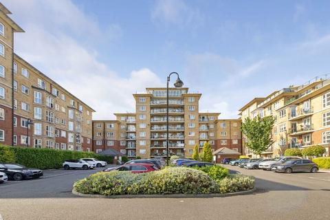 Glebelands Close, London N12