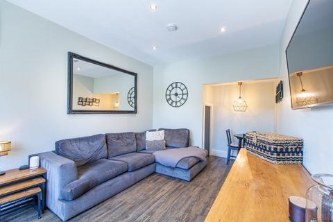 270 Whitehall Road, Drighlington, Bradford, BD11 1BB