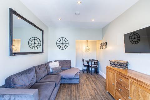 270 Whitehall Road, Drighlington, Bradford, BD11 1BB