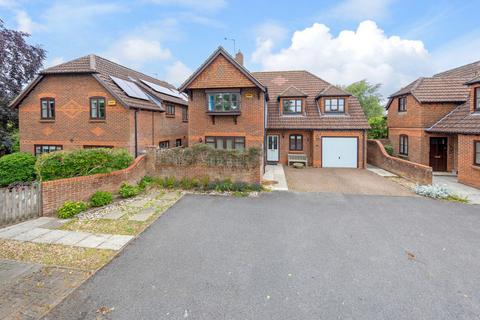 4 bedroom detached house for sale, Bevan Court Winslow, Buckinghamshire, MK18 3FA
