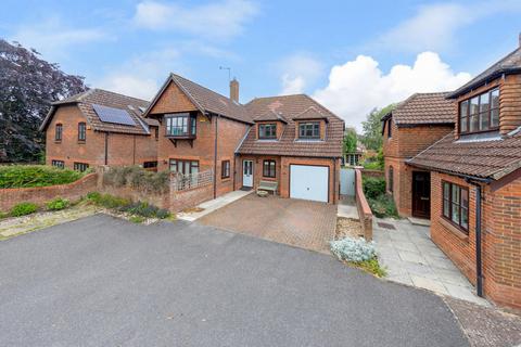 4 bedroom detached house for sale, Bevan Court Winslow, Buckinghamshire, MK18 3FA