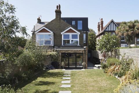9 Addiscombe Road, Margate, CT9 2SF