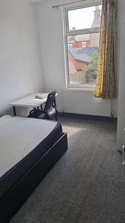 4 bedroom terraced house to rent, Earlsdon Avenue North, Coventry CV5