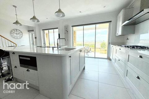 11 Arnhill Road, Gretton, Corby, NN17 3DN